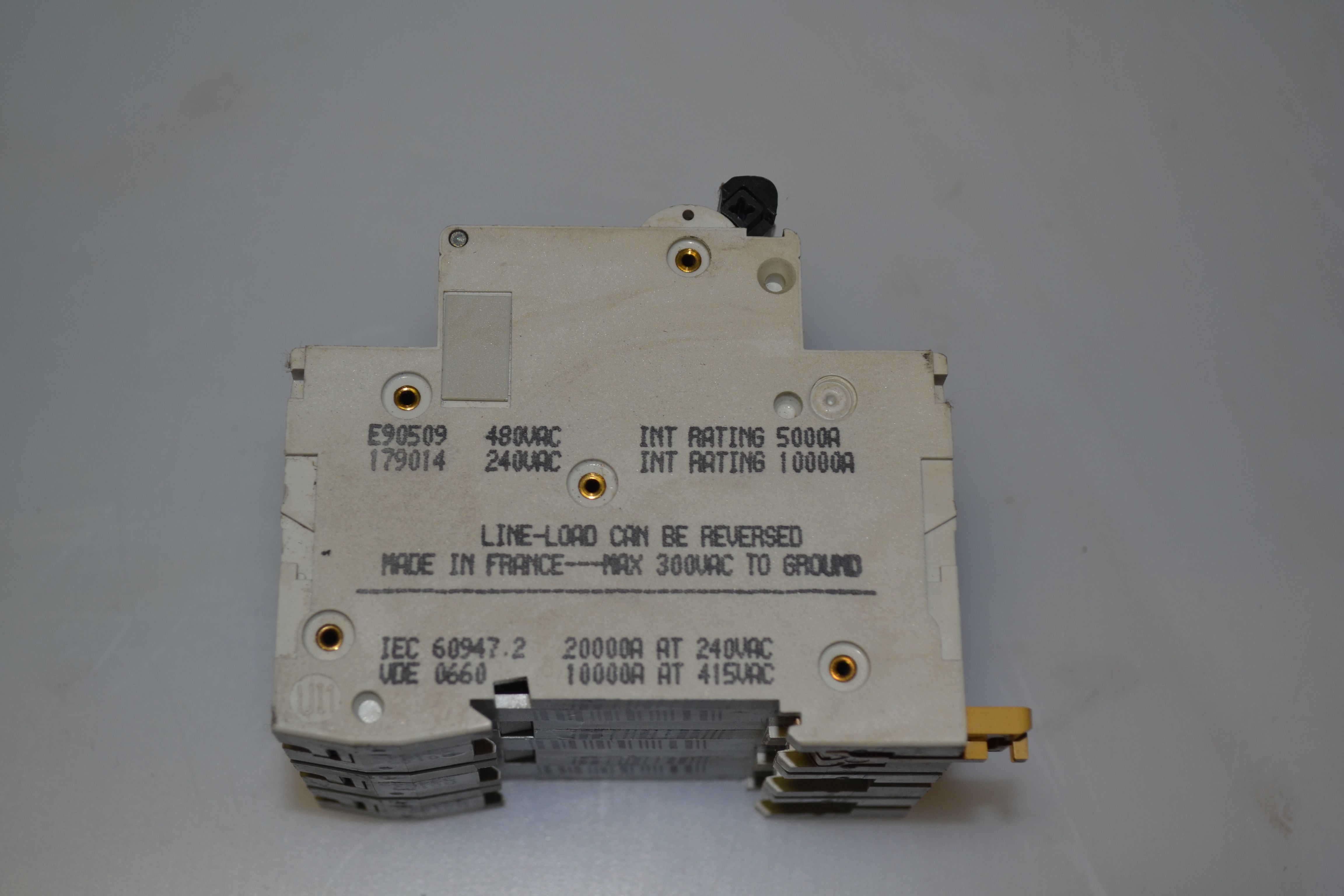 MERLIN GERIN C60N 25A-TYPE D 3 POLES