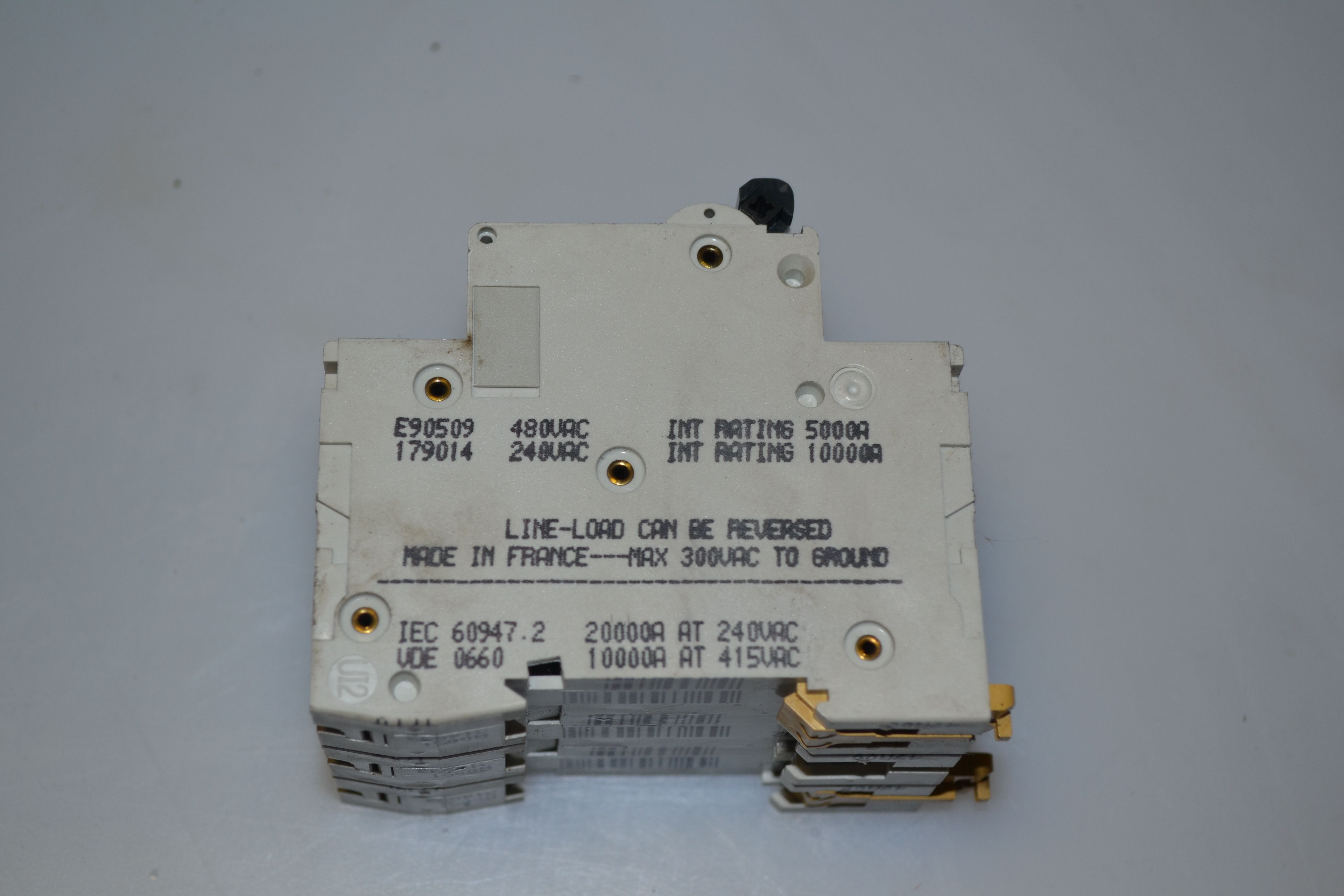 Disjoncteur 3 pôles + neutre NS100 160 250 N/H/NA   Boutique France Prodtech