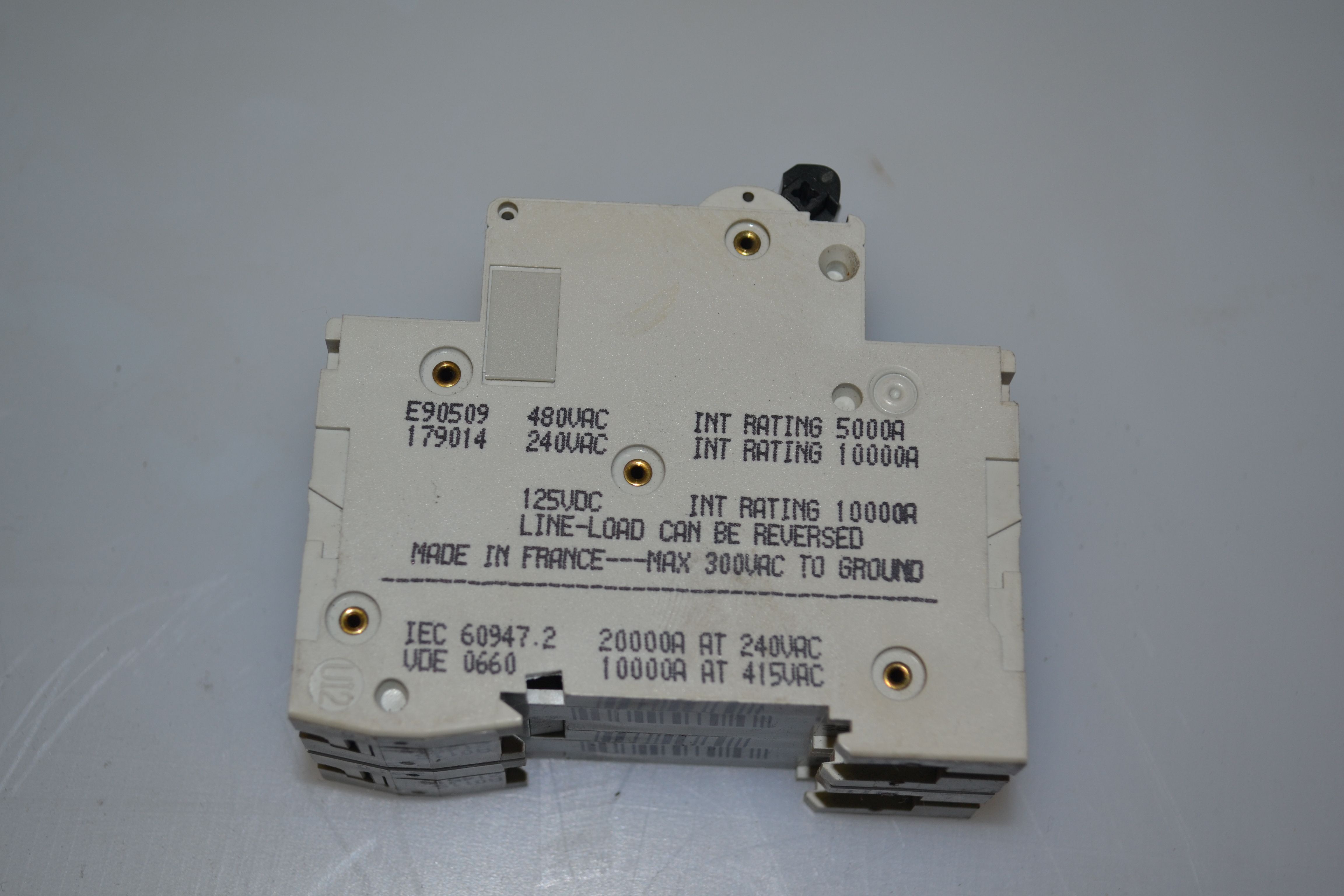 MERLIN GERIN C60N 4A-TYPE D 2 POLES