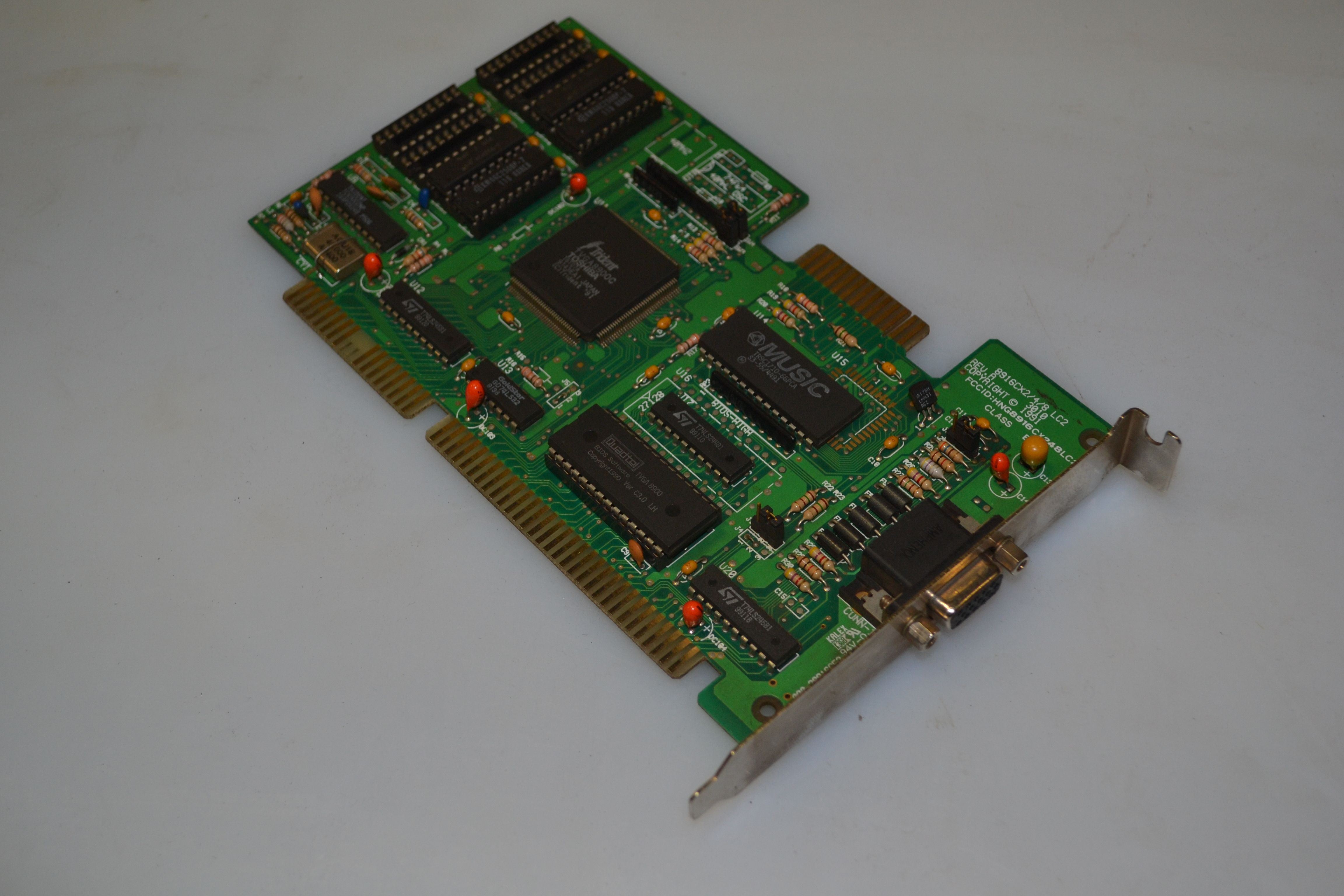 CARTE VGA HNG8916CX248LC2